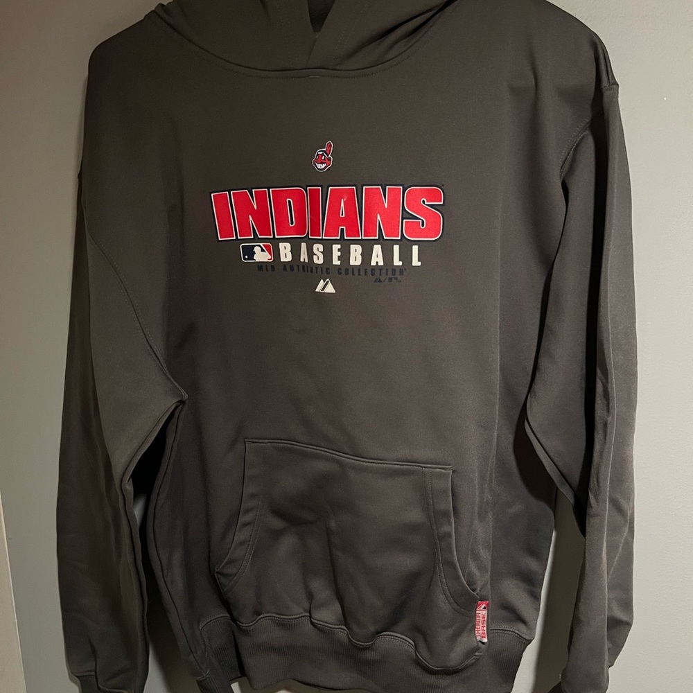 Authentic Majestic Men’s XL Indians baseball hoodie